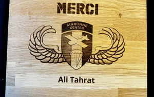 PLAQUE DECORATIVE "AIRBORNE CENTER"